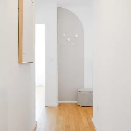 Lovely In Brodarica (Sibenik-Knin)